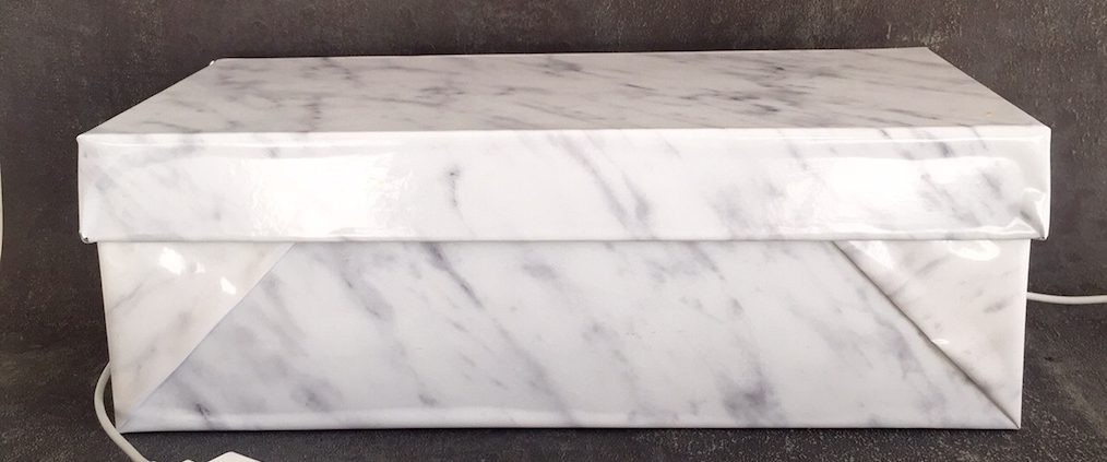 gör det själv sladdgömma av skokartong