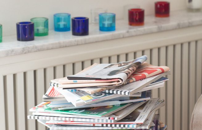 bli av med pappers- och tidningshögar